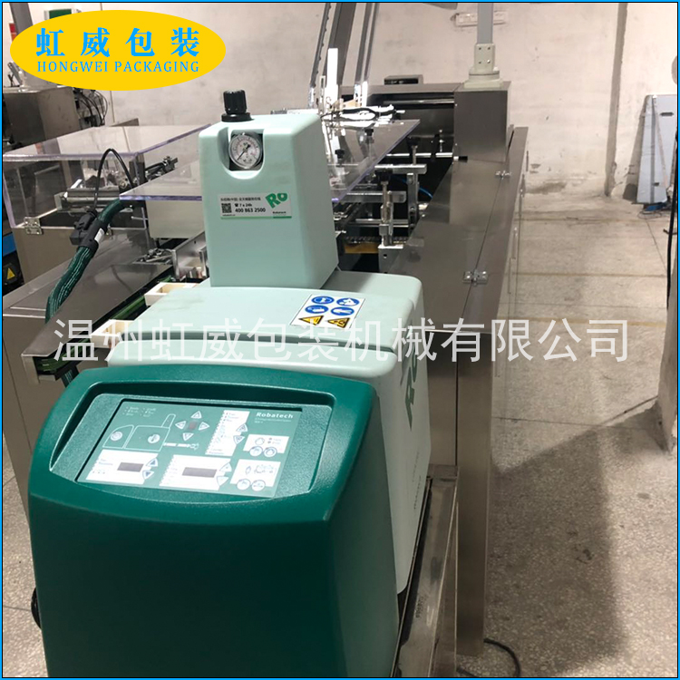 自動(dòng)噴膠機(jī)